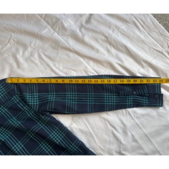 Eddie Bauer  Expedition Flex Flannel Shirt | Womens M | Classic Fit | Blue Plaid - Picture 10 of 13